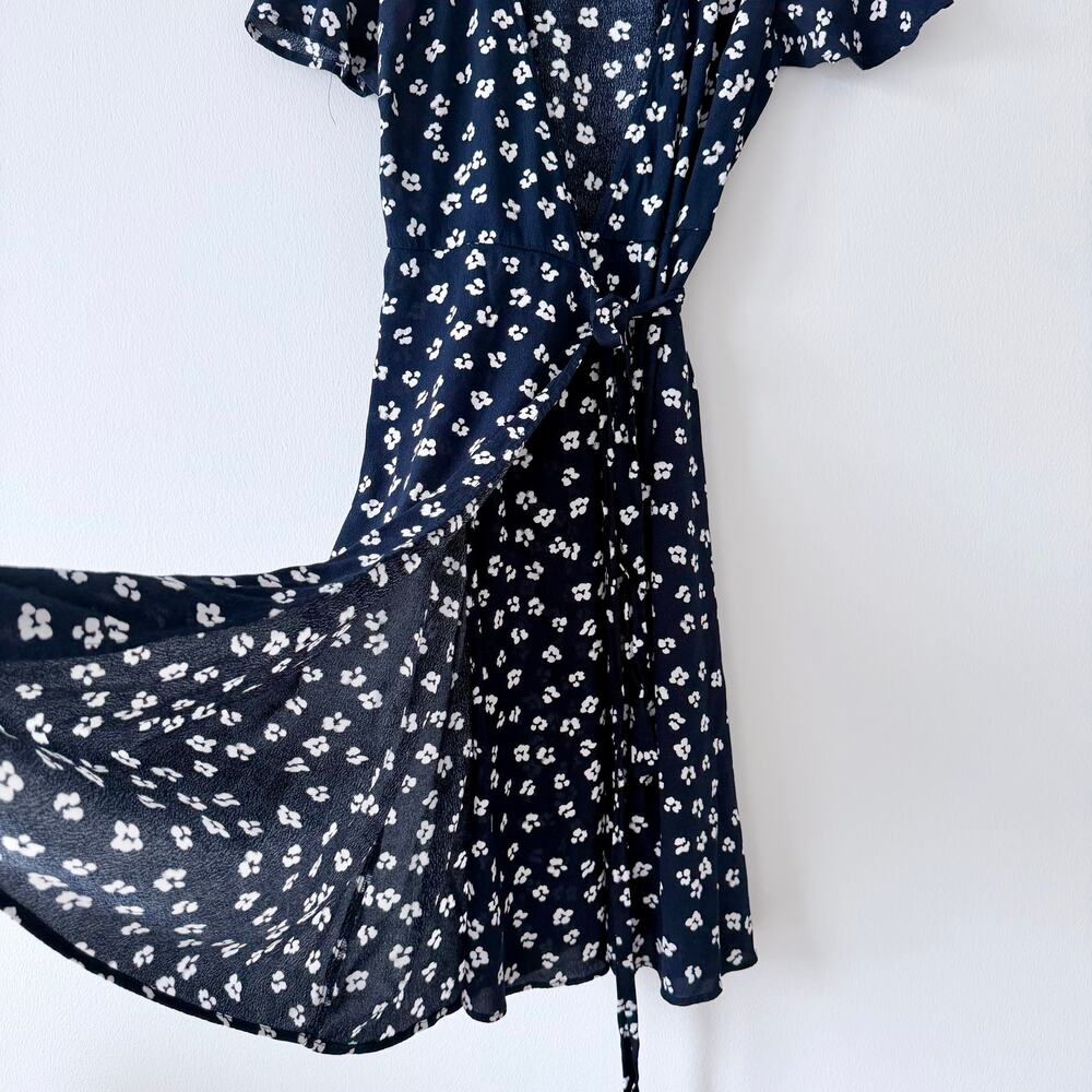 Seraphine Navy Floral Wrap Midi Dress – Size US 4 - Picture 4 of 5